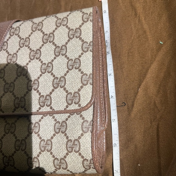 Gucci Vintage Clutch - Brown Leather, w/unbranded chain. Excellent Condition - Picture 13 of 14